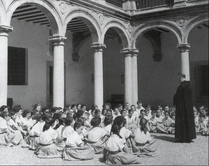 Clase-religion_mujeres-franquismo