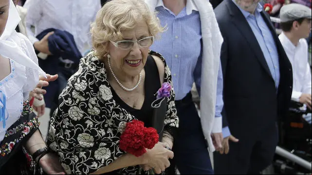 Carmena-San-Isidro-campechano-alpargatas_124998410_4934402_640x360