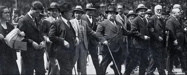 indalecio_prieto_miguel_unamuno_francisco_largo_caballero_pedro_rico2