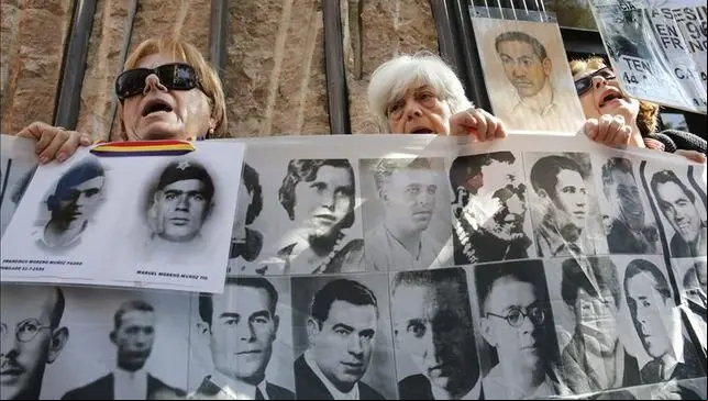 victimas-franquismo-escuchadas-Audiencia-Nacional_EDIIMA20140529_0394_13