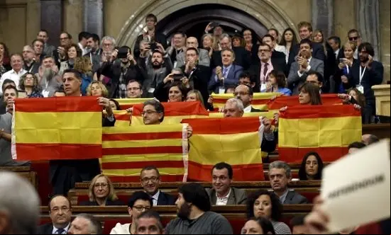 parlament banderas
