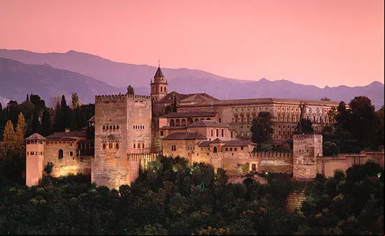 hombre-salvo-alhambra-5