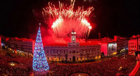 Puerta-sol-2018-Campanadas-nochevieja-efe