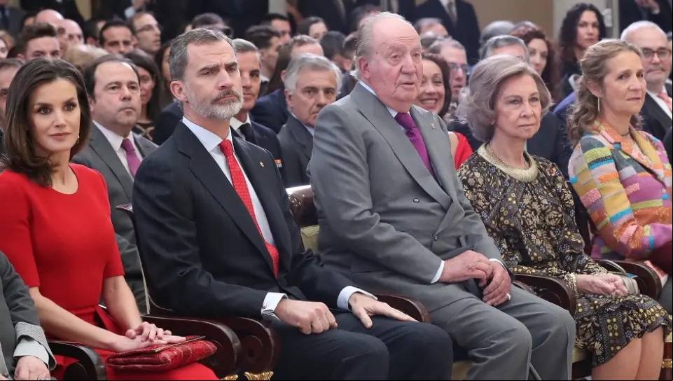 monarquia foto de familia