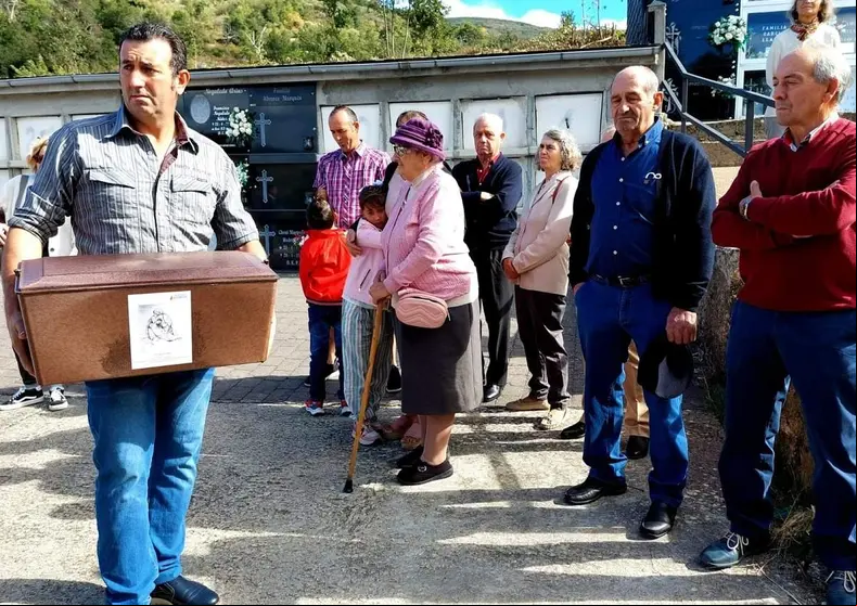 entierro_restos_fosa_franquista_ARMH (1)