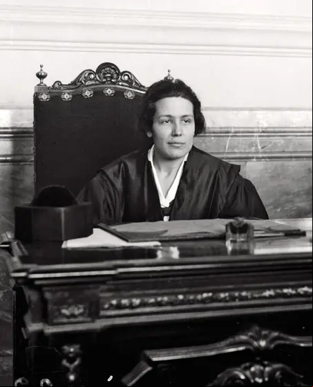 Victoria Kent