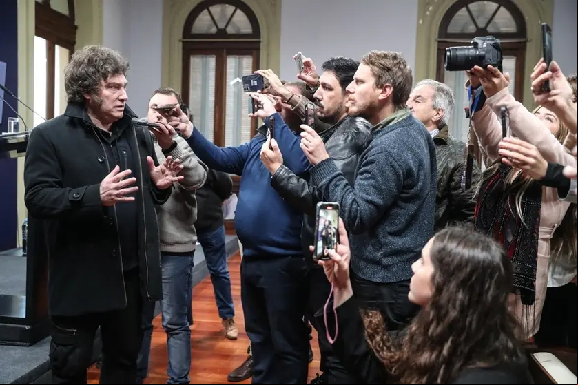 mileiperiodistas2