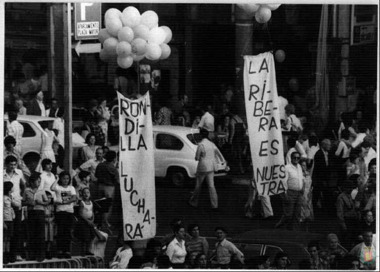Foto-3-Manifestacion-contra-el-plan-parcial-Ribera-de-Castillabbb