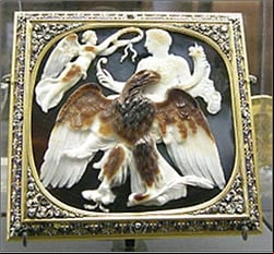 Apoteosis de Claudio en sardonice, realizado en un taller imperial de Roma hacia 54
