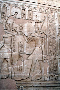 Caracalla como faraón, Templo de Kom Ombo.