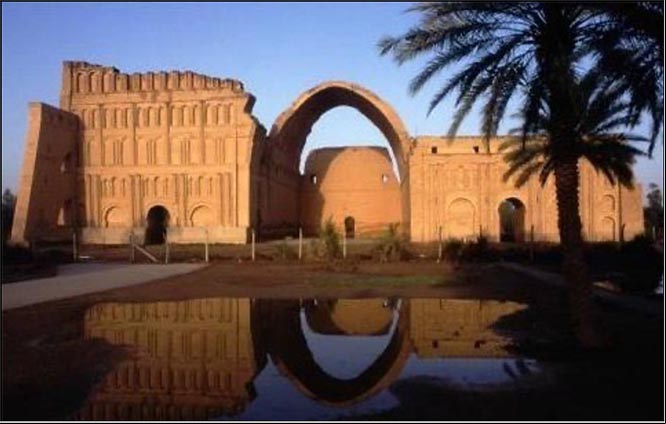 Palacio de Cosroes en Ctesifonte: con una bóveda de 37 metros de altura