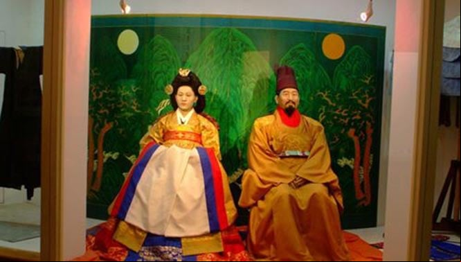 El emperador Gojong y la emperatriz Myeongseong