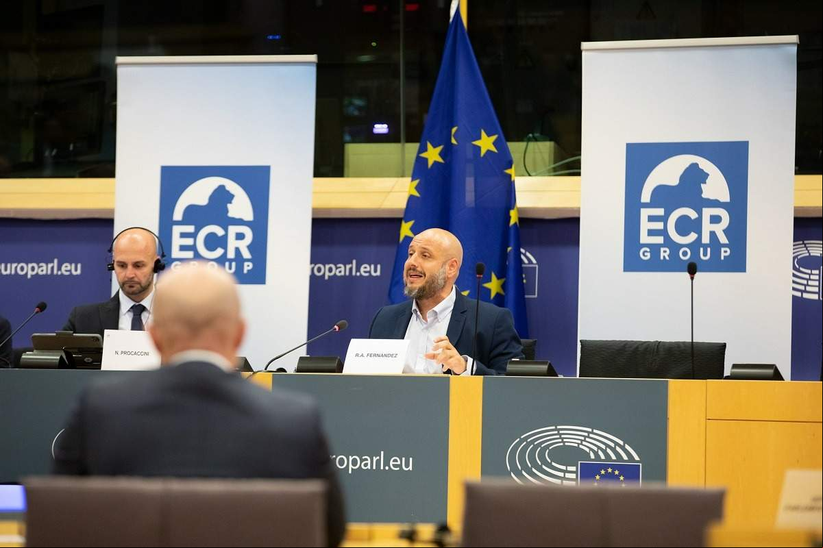 ECR GROUP