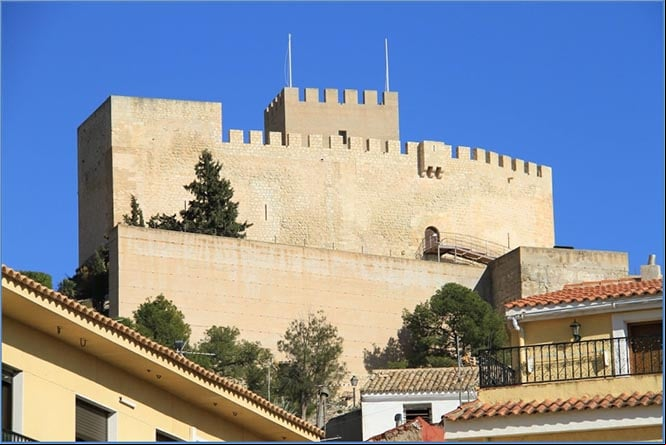 Castillo de Petrer en el imperio almohade